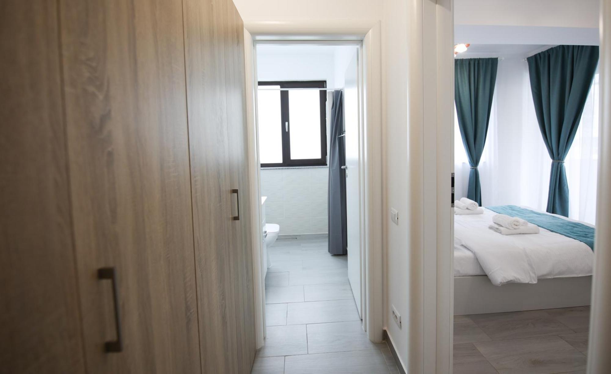 Vitan Central Oasis ---Free Secured Private Parking---Self Check-In-- Boekarest Buitenkant foto