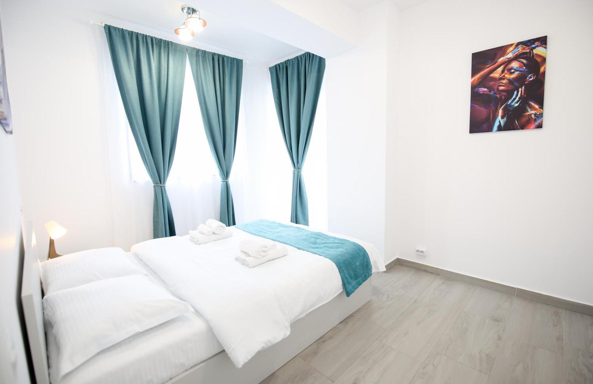 Vitan Central Oasis ---Free Secured Private Parking---Self Check-In-- Boekarest Buitenkant foto