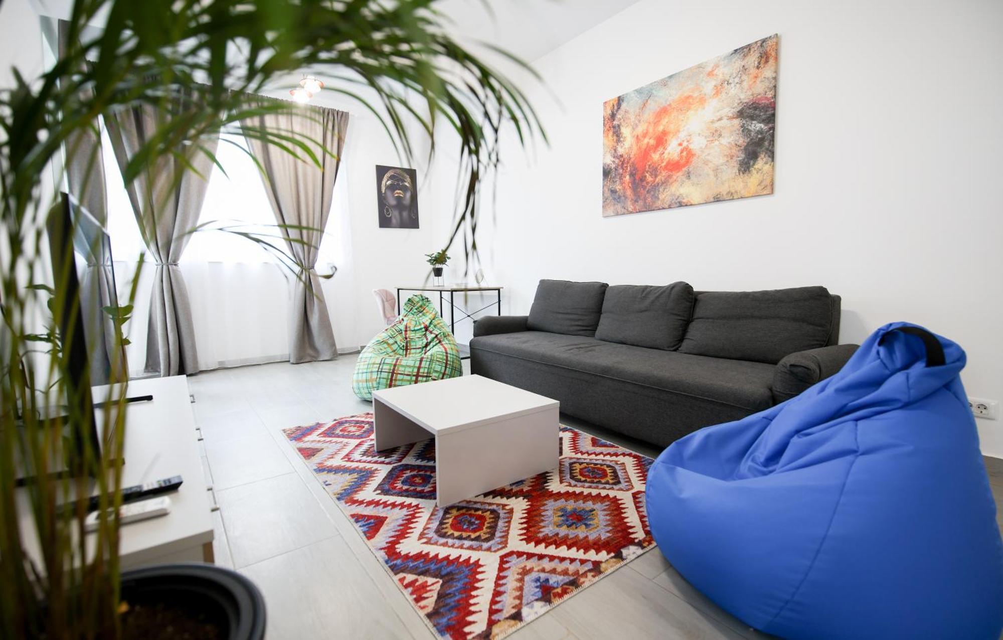 Vitan Central Oasis ---Free Secured Private Parking---Self Check-In-- Boekarest Buitenkant foto