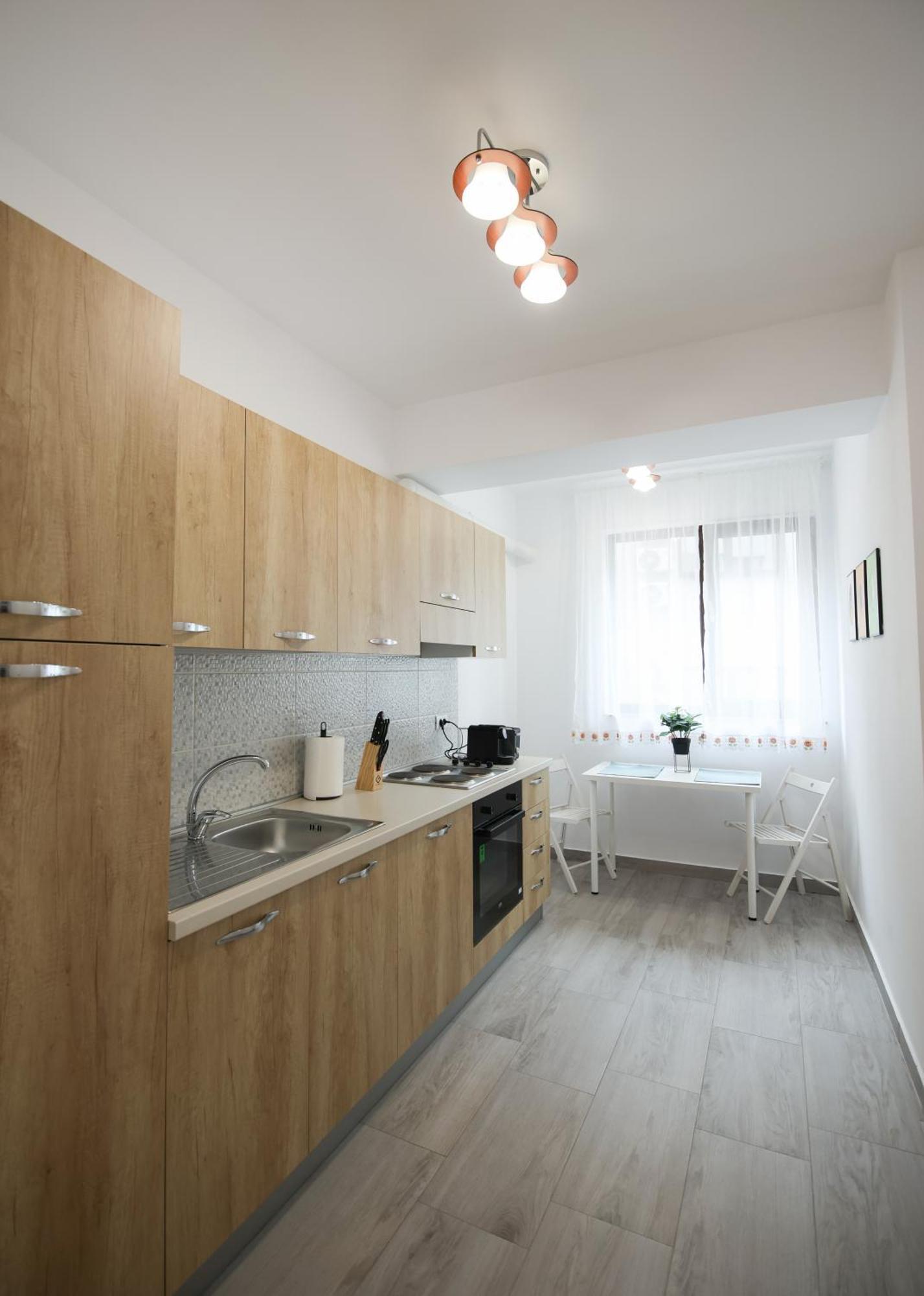 Vitan Central Oasis ---Free Secured Private Parking---Self Check-In-- Boekarest Buitenkant foto