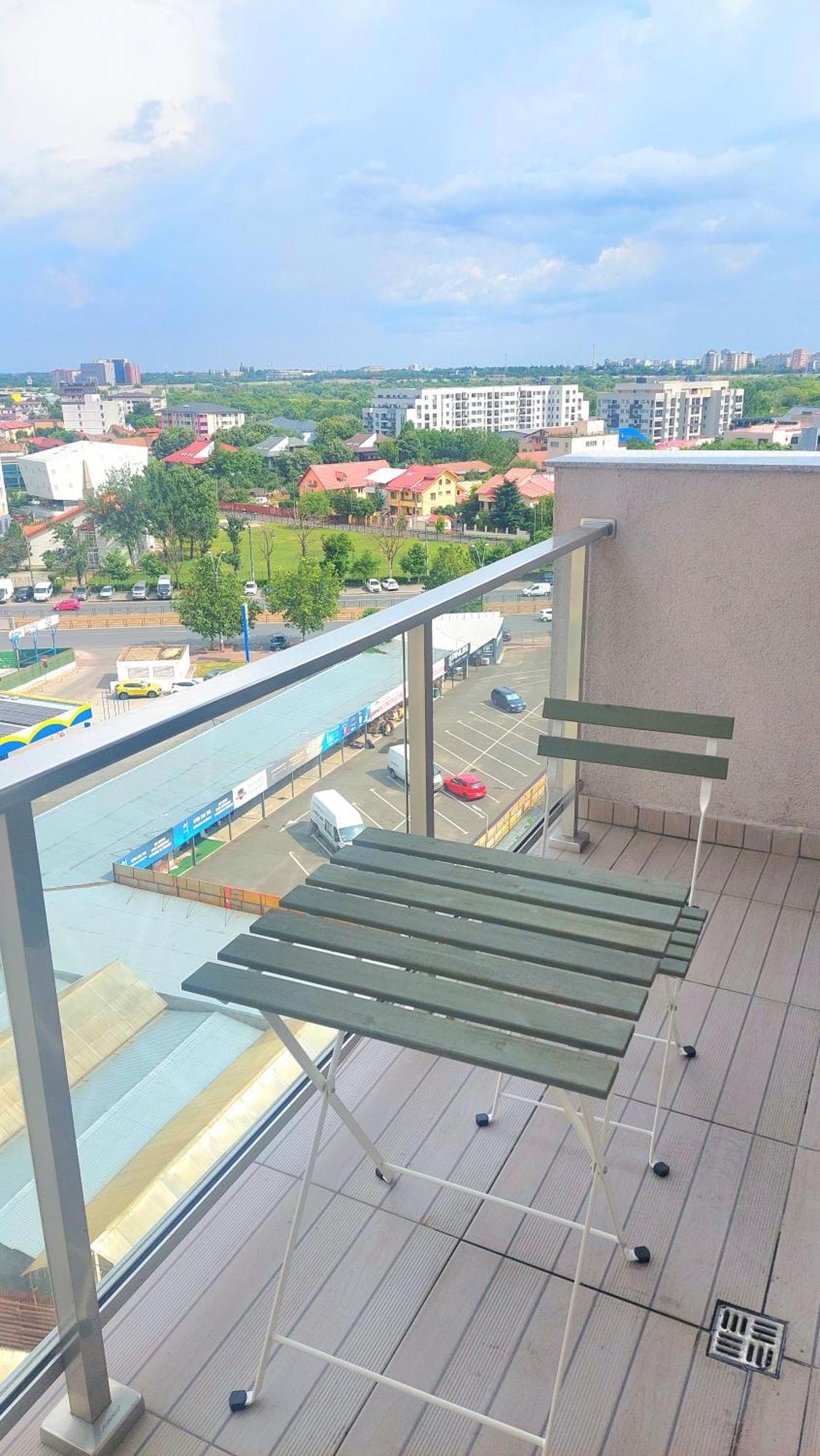 Vitan Central Oasis ---Free Secured Private Parking---Self Check-In-- Boekarest Buitenkant foto