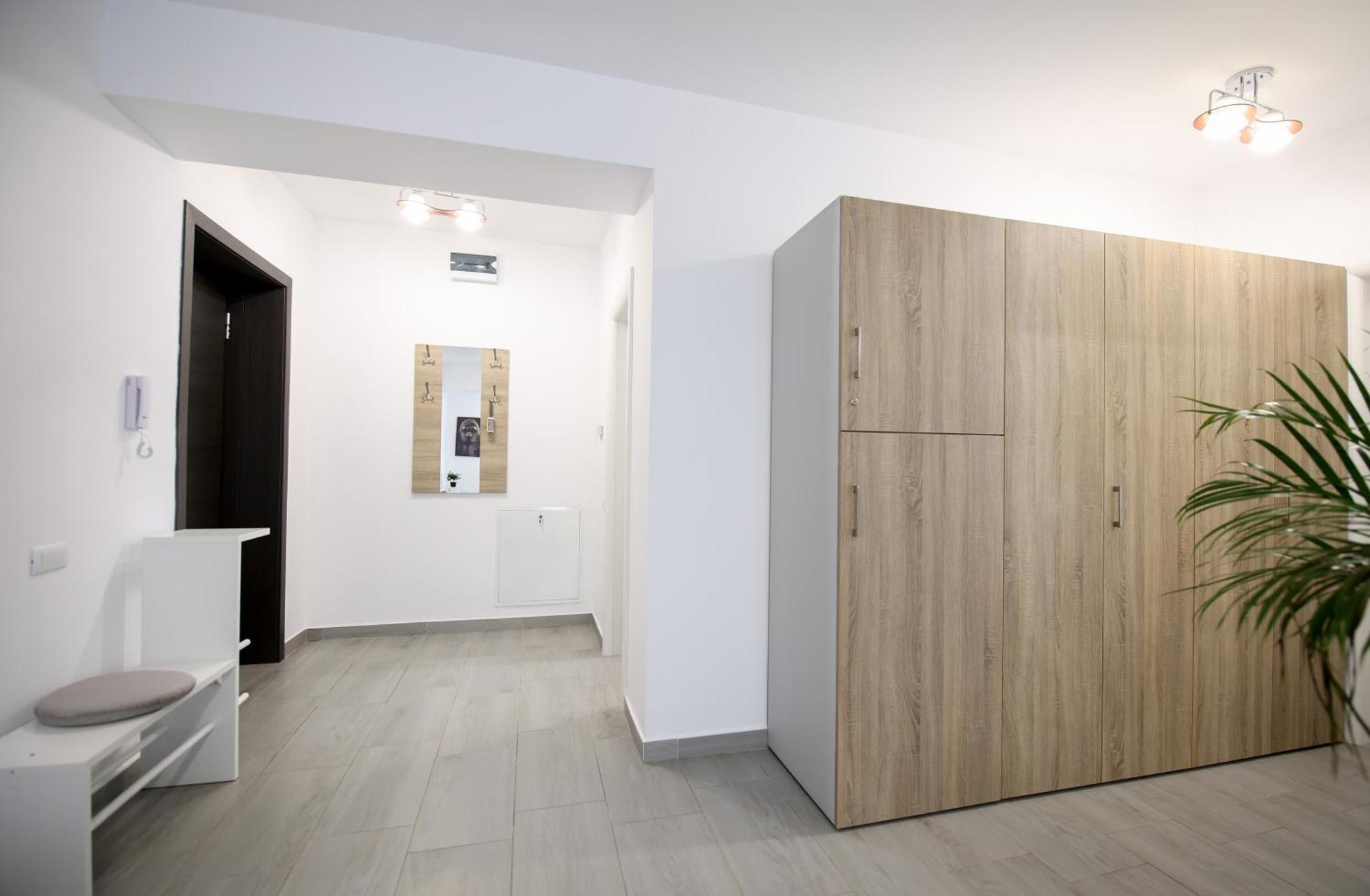 Vitan Central Oasis ---Free Secured Private Parking---Self Check-In-- Boekarest Kamer foto